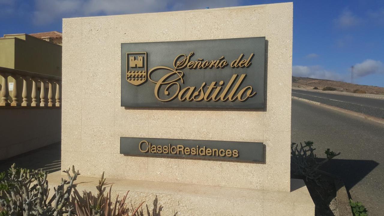 Beautiful, Spacious Villa, Heated Pool, Sleeps Eight, With Quality Furnishings Caleta De Fuste Exterior foto
