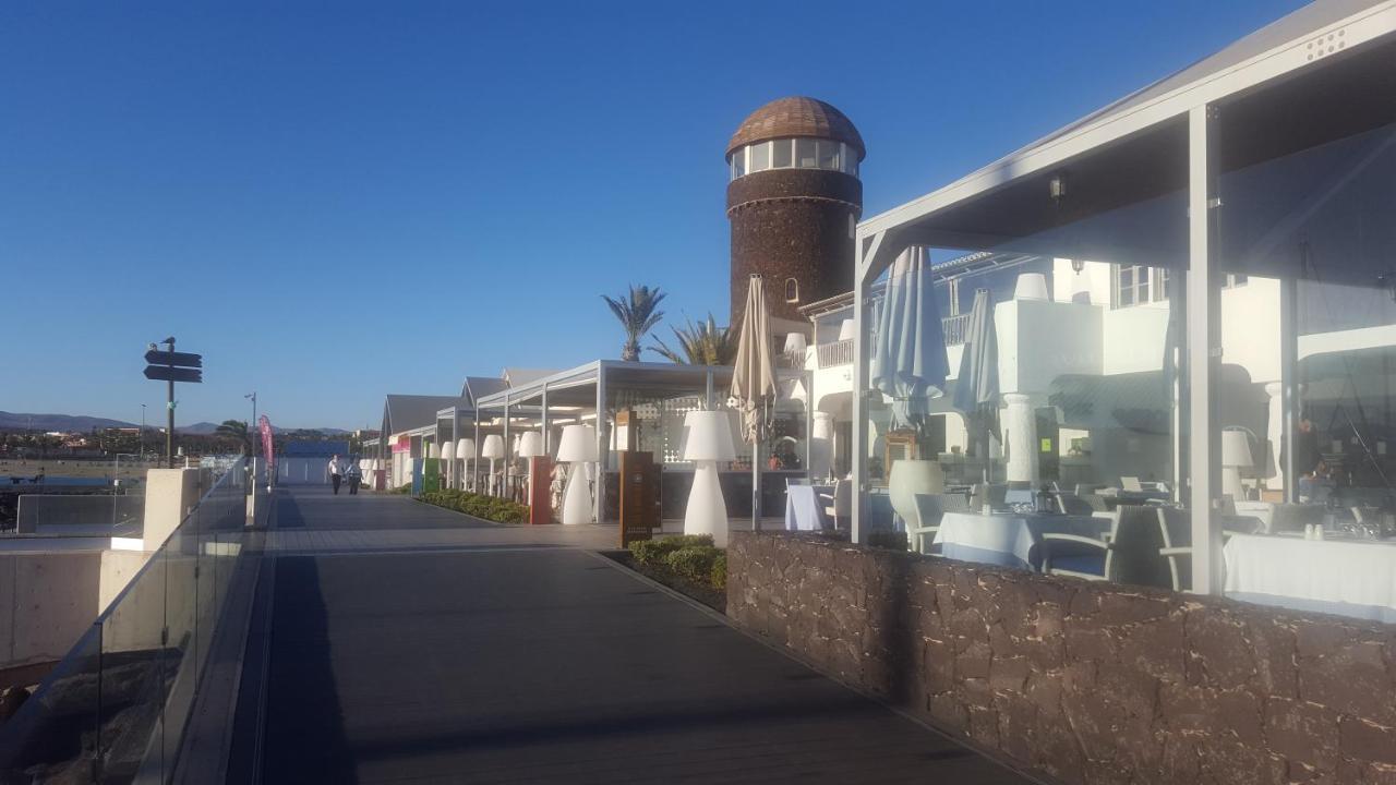 Beautiful, Spacious Villa, Heated Pool, Sleeps Eight, With Quality Furnishings Caleta De Fuste Exterior foto